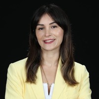تعلم التركية مع المعلم Göksu ABALI.