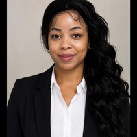 선생님 Miss Phila  IELTS +과 함께 줄루어 배우세요.