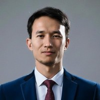 Inglês professor Saadat Ibrahimi