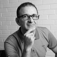 معلّم الفرنسية KARIM