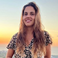 Giáo viên Tiếng Pháp tên Orane Zenger