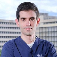 和 Luis Vivas 老師學習 西班牙語 。