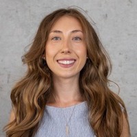 Giáo viên Tiếng Anh tên Lauren Elizabeth