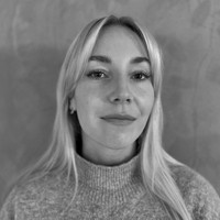 講師 Linnea と一緒に スウェーデン語 を学びましょう。