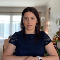 講師 Jessica Martinez と一緒に スペイン語 を学びましょう。