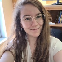 Mélanie Viau, profesor/a de Francés