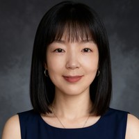 中国語 (普通話) 講師 Sharon Shan