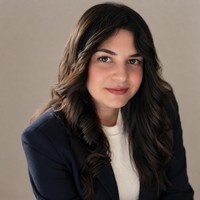 Учись испанский с учителем Rebeca Sánchez.