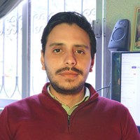 Learn Spanish with the teacher Carlos Reynaud.