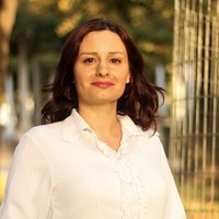 Lucía Alejandra, profesor/a de Español