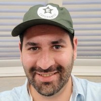 Ucz się portugalski z nauczycielem Eduardo Garcia.