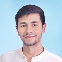 Spanish teacher Jhonnatan Mora