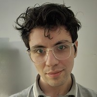 講師 Juan Cruz Ciacci と一緒に 英語 を学びましょう。