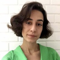 トルコ語 講師 Begüm T.