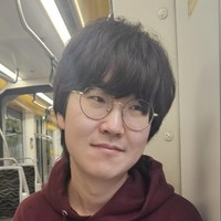 Koreaans leerkracht junie 주니