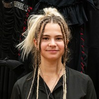 Fransızca öğretmeni Nathalia Koux