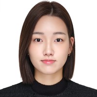 Koreaans leerkracht JeongAh (정아)