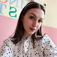 English teacher Anna Avdashkova