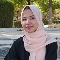 Learn Dari with the teacher Farzana Ahmadi.