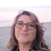 Учись французский с учителем Laura AVENARD.