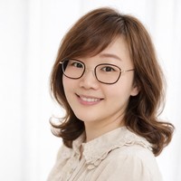 Ucz się koreański z nauczycielem UnniSsam Jung.