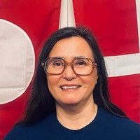 선생님 Drude Aviaja Larsen과 함께 그린란드어 배우세요.