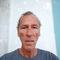 講師 Edwin Boskes と一緒に オランダ語 を学びましょう。