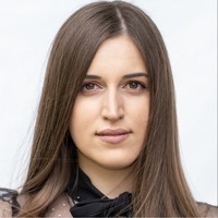 Learn Tiếng Romania with the teacher Violeta.
